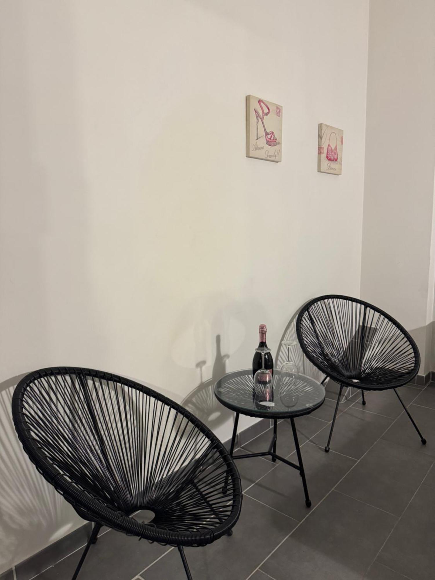 Home Rome Relax ภายนอก รูปภาพ